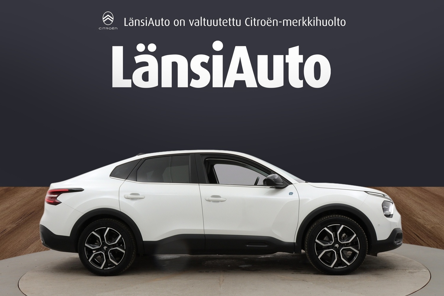Citroën e-C4 X vaihtoauto