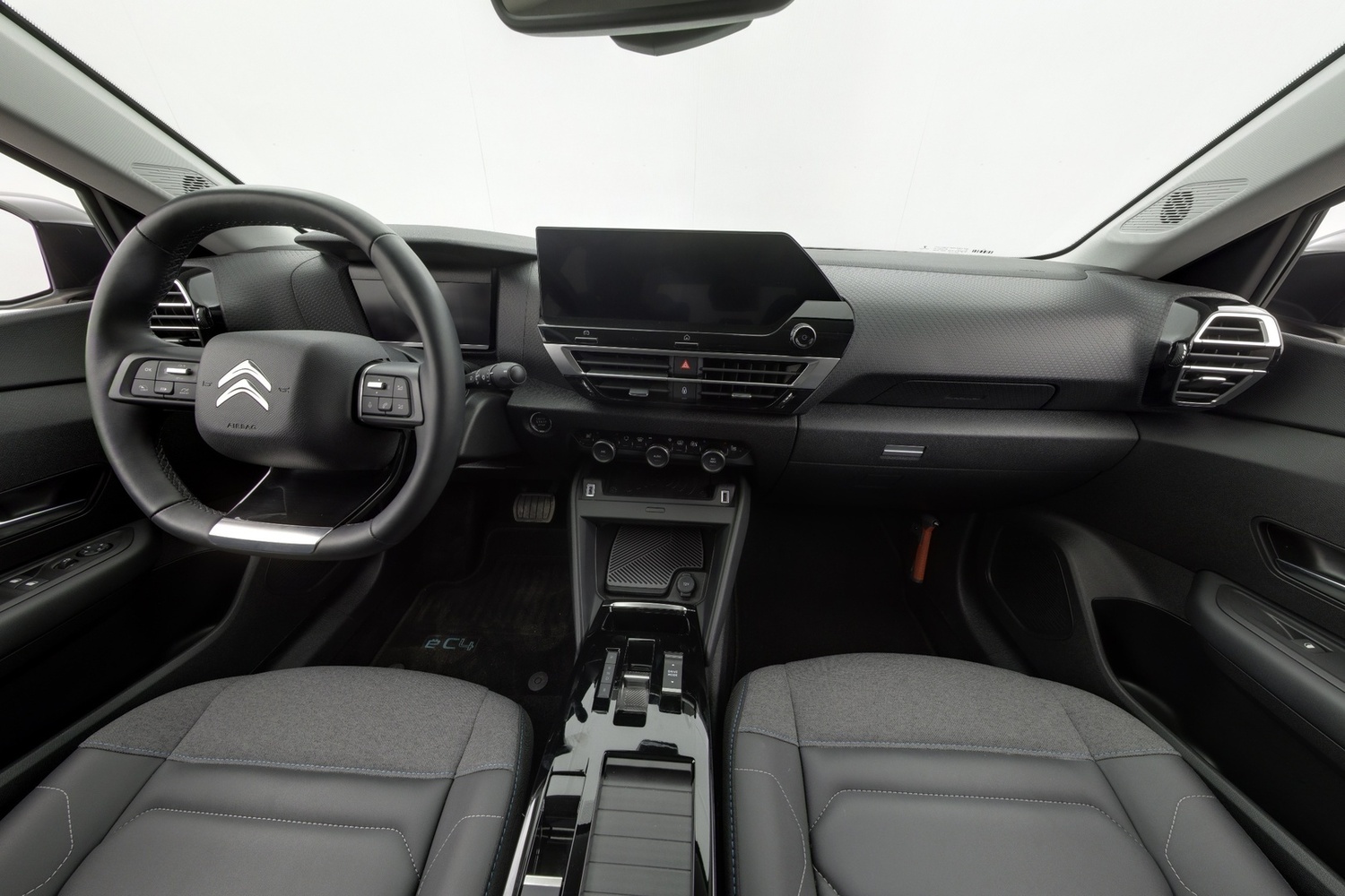 Citroën e-C4 X vaihtoauto