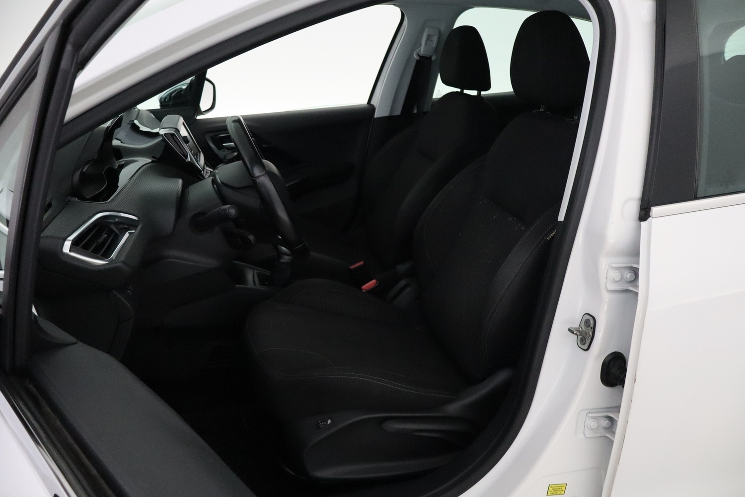 Peugeot 208 vaihtoauto