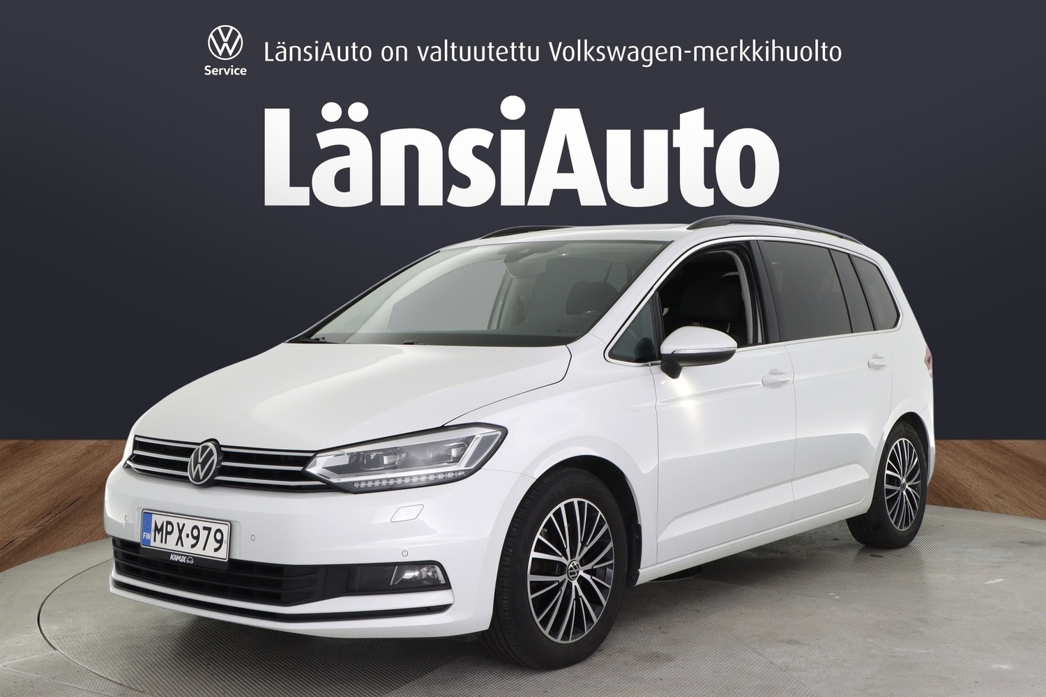 Volkswagen Touran vaihtoauto