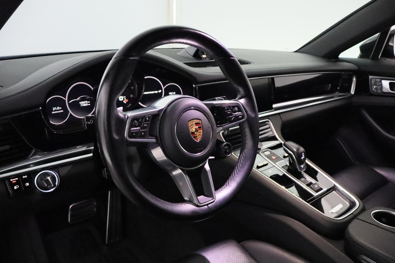 Porsche Panamera vaihtoauto