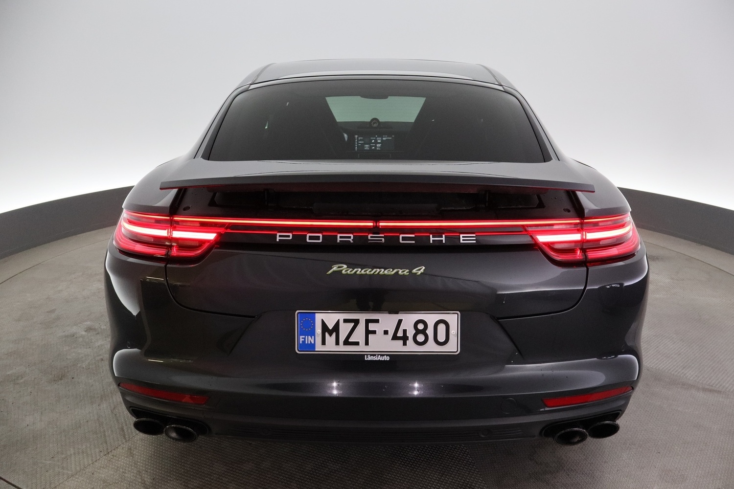 Porsche Panamera vaihtoauto