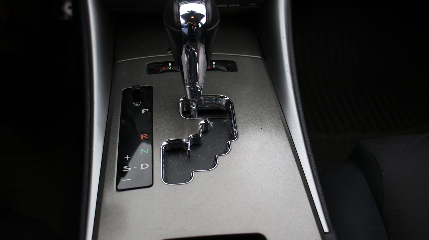 Lexus IS vaihtoauto