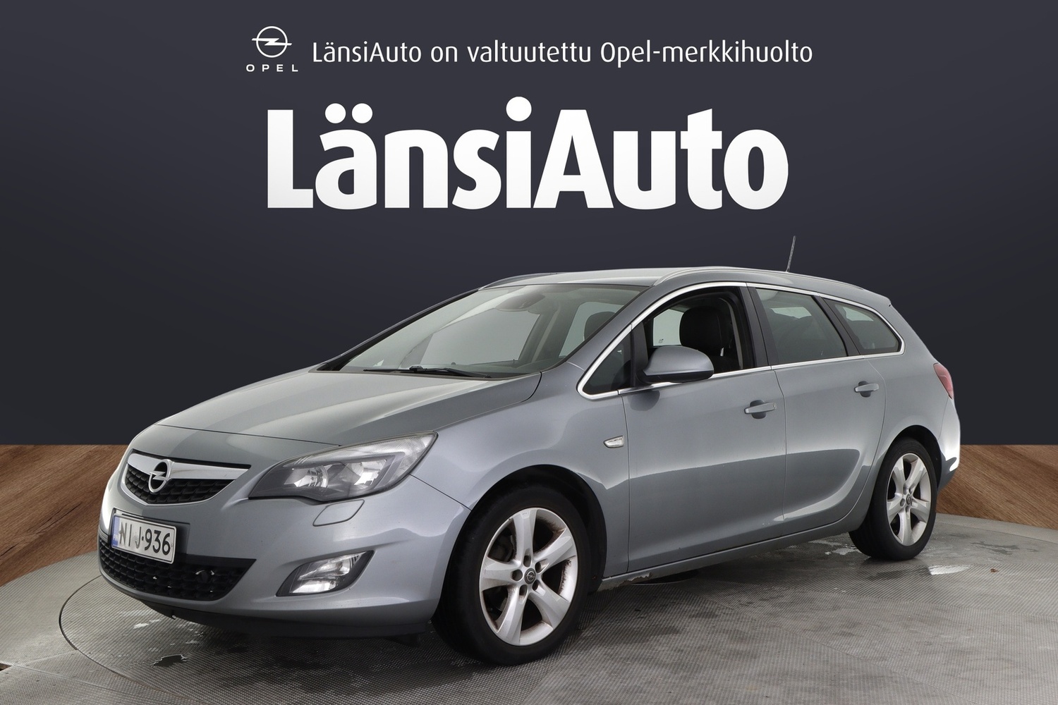Opel Astra vaihtoauto
