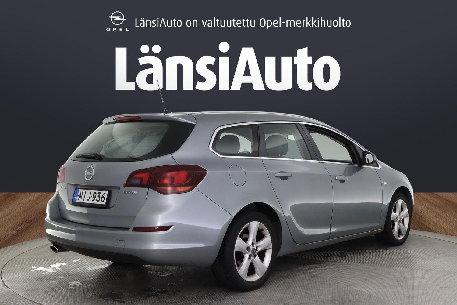 Opel Astra vaihtoauto