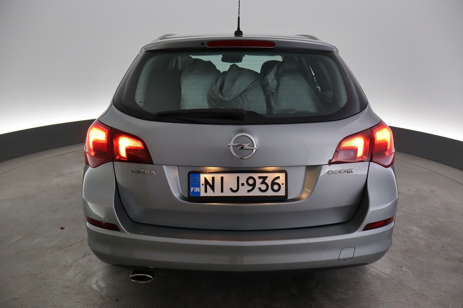 Opel Astra vaihtoauto