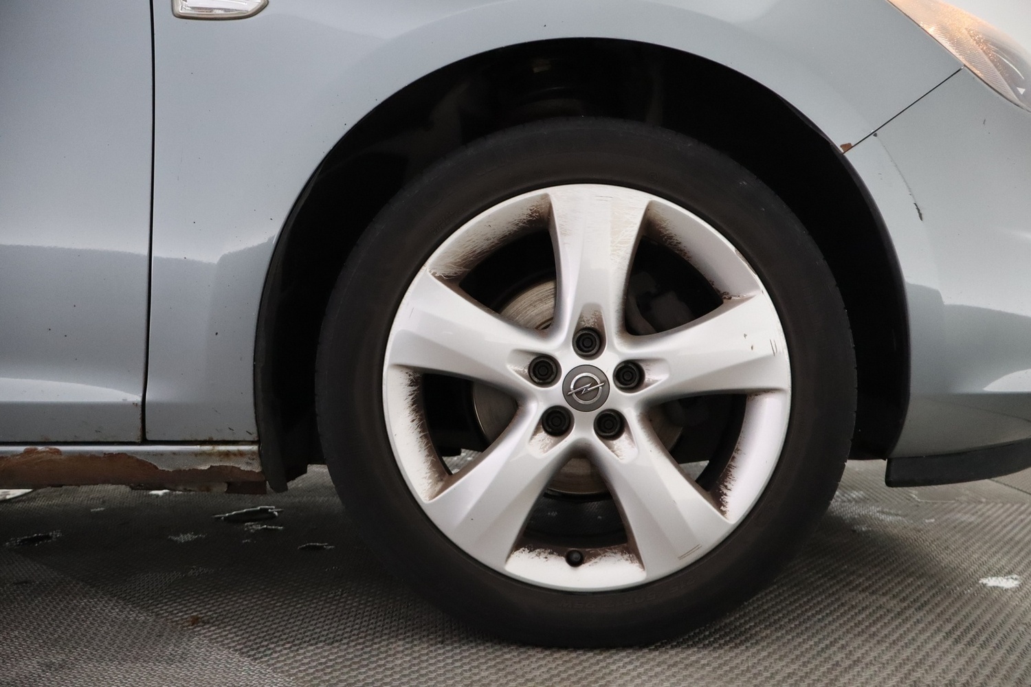Opel Astra vaihtoauto
