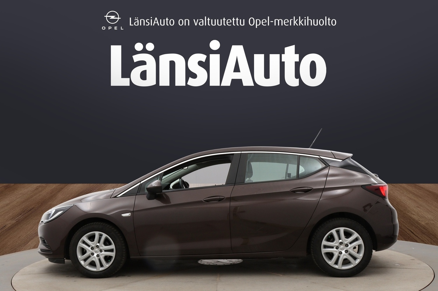 Opel Astra vaihtoauto