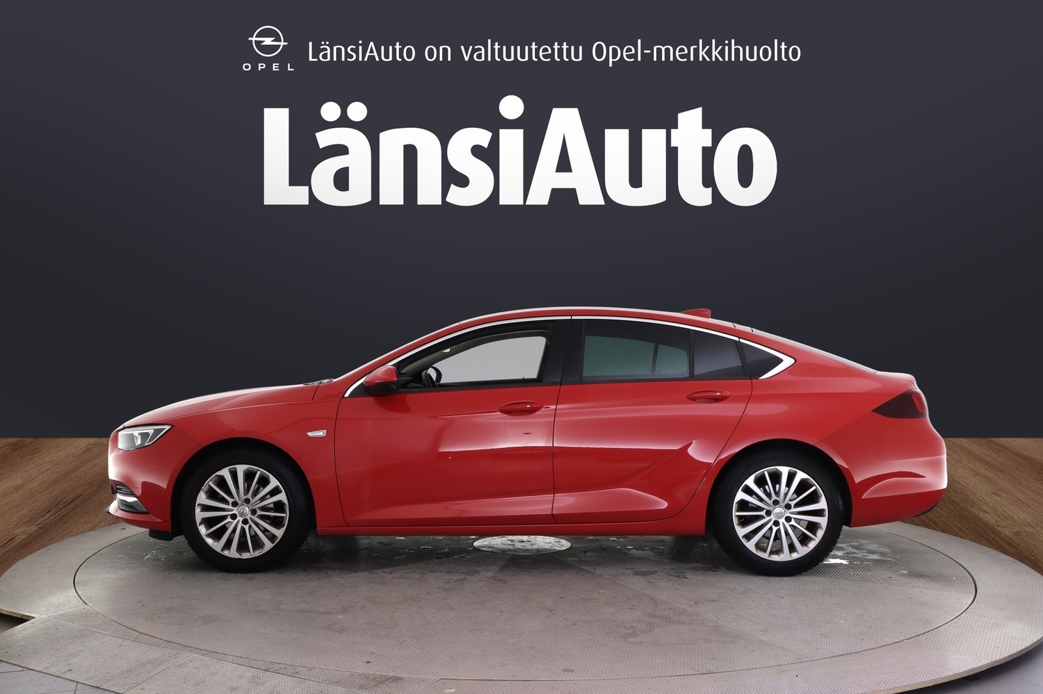 Opel Insignia vaihtoauto