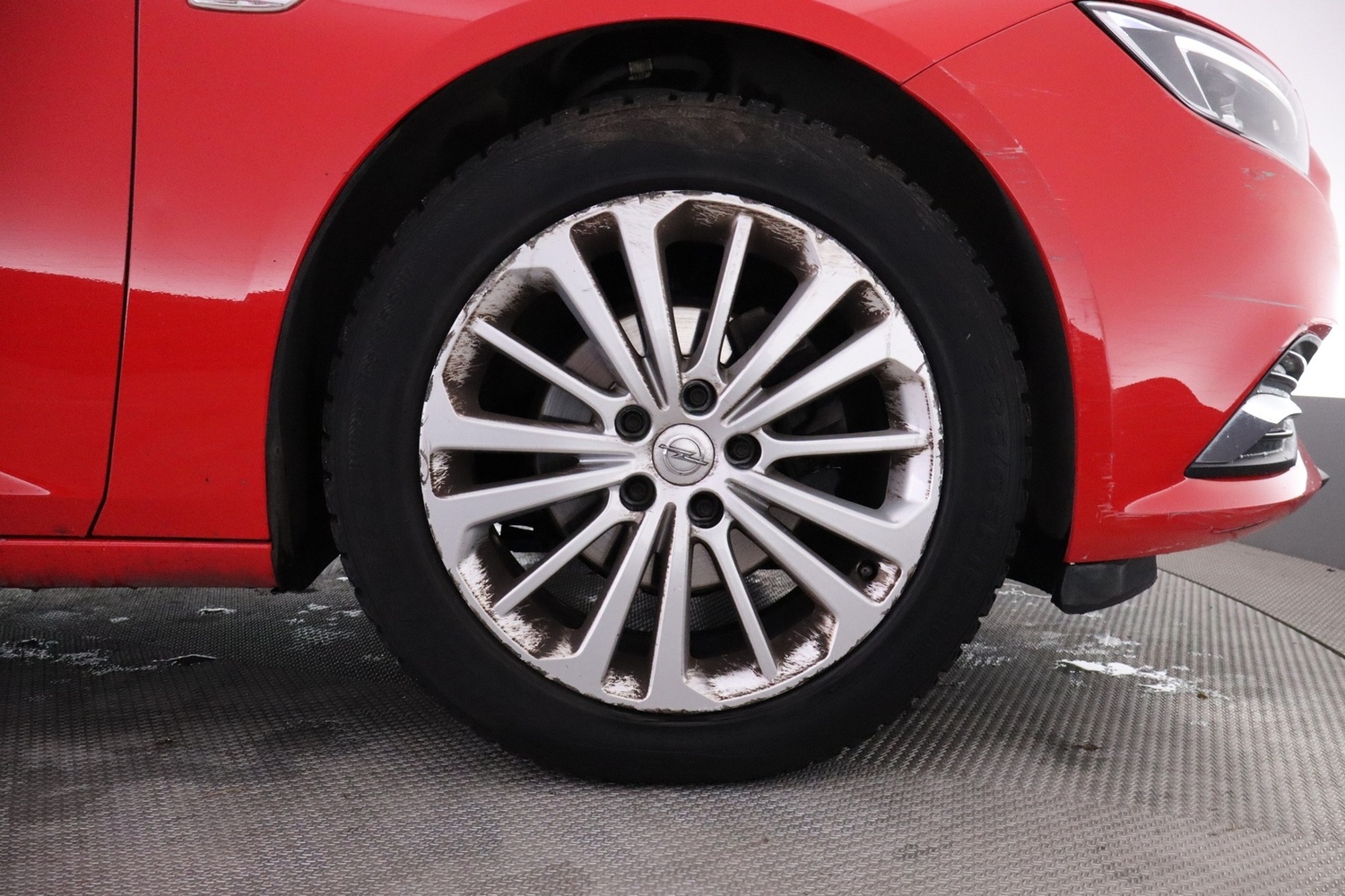 Opel Insignia vaihtoauto