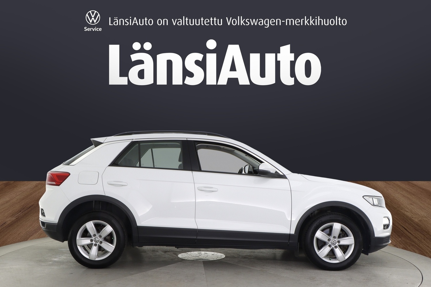 Volkswagen T-Roc vaihtoauto
