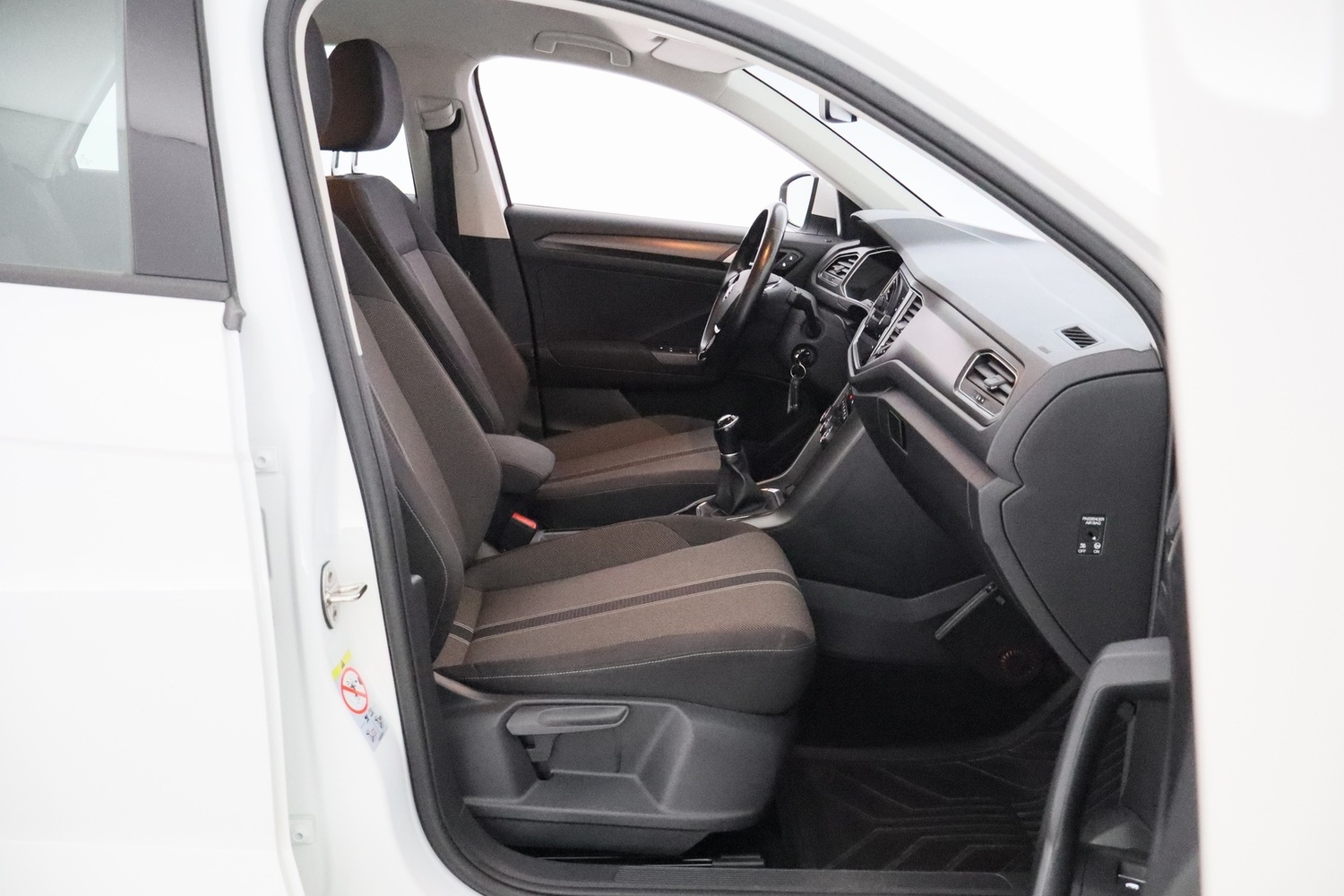 Volkswagen T-Roc vaihtoauto