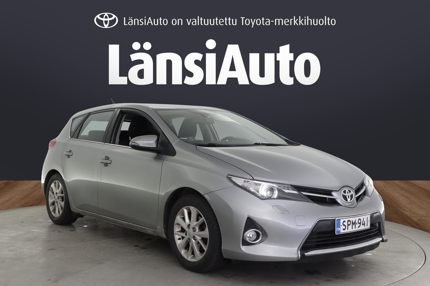 Toyota Auris vaihtoauto
