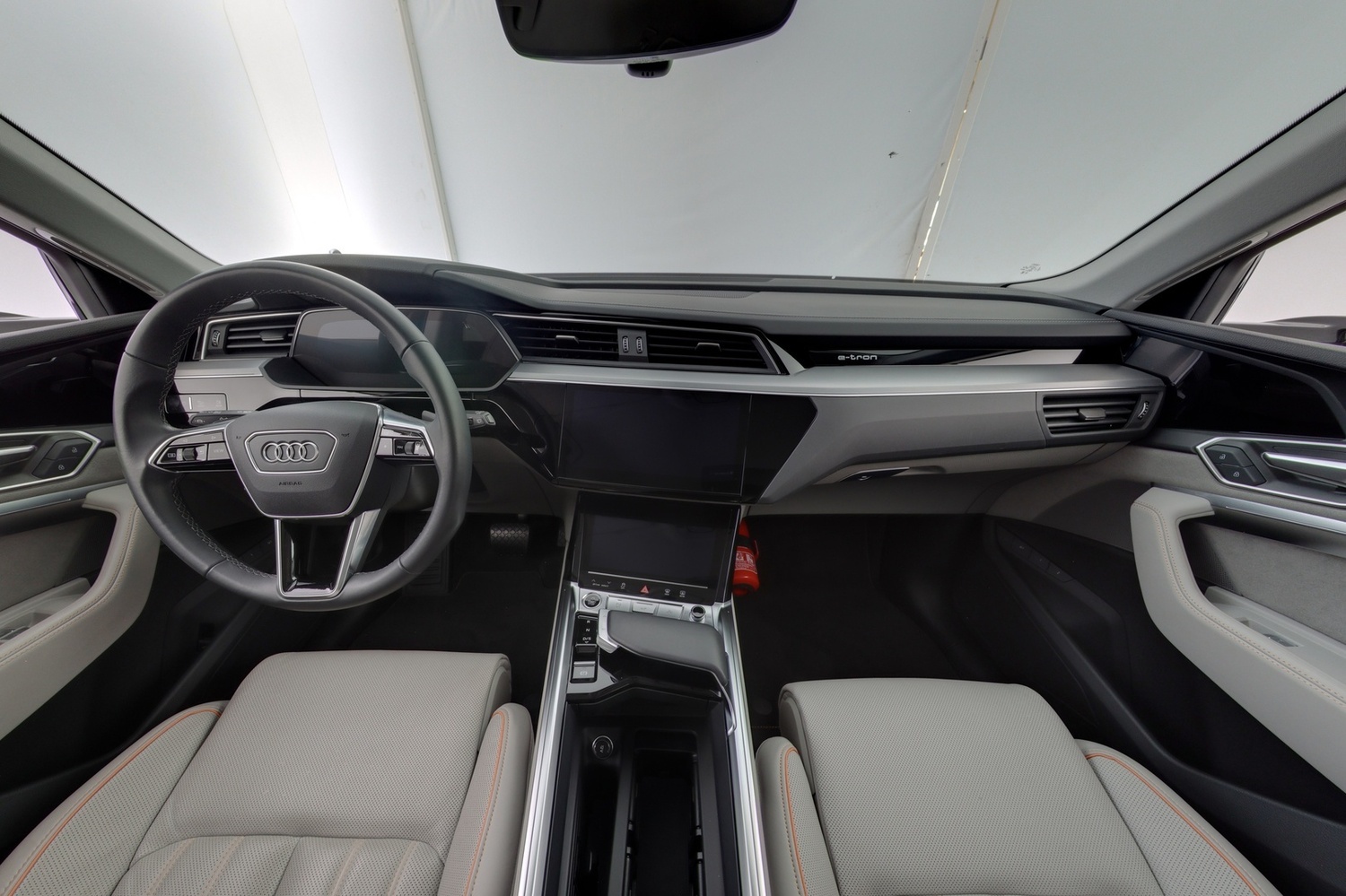 Audi Q8 e-tron vaihtoauto
