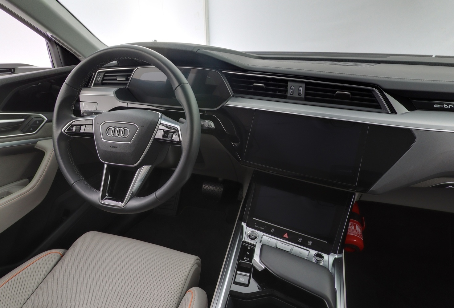 Audi Q8 e-tron vaihtoauto