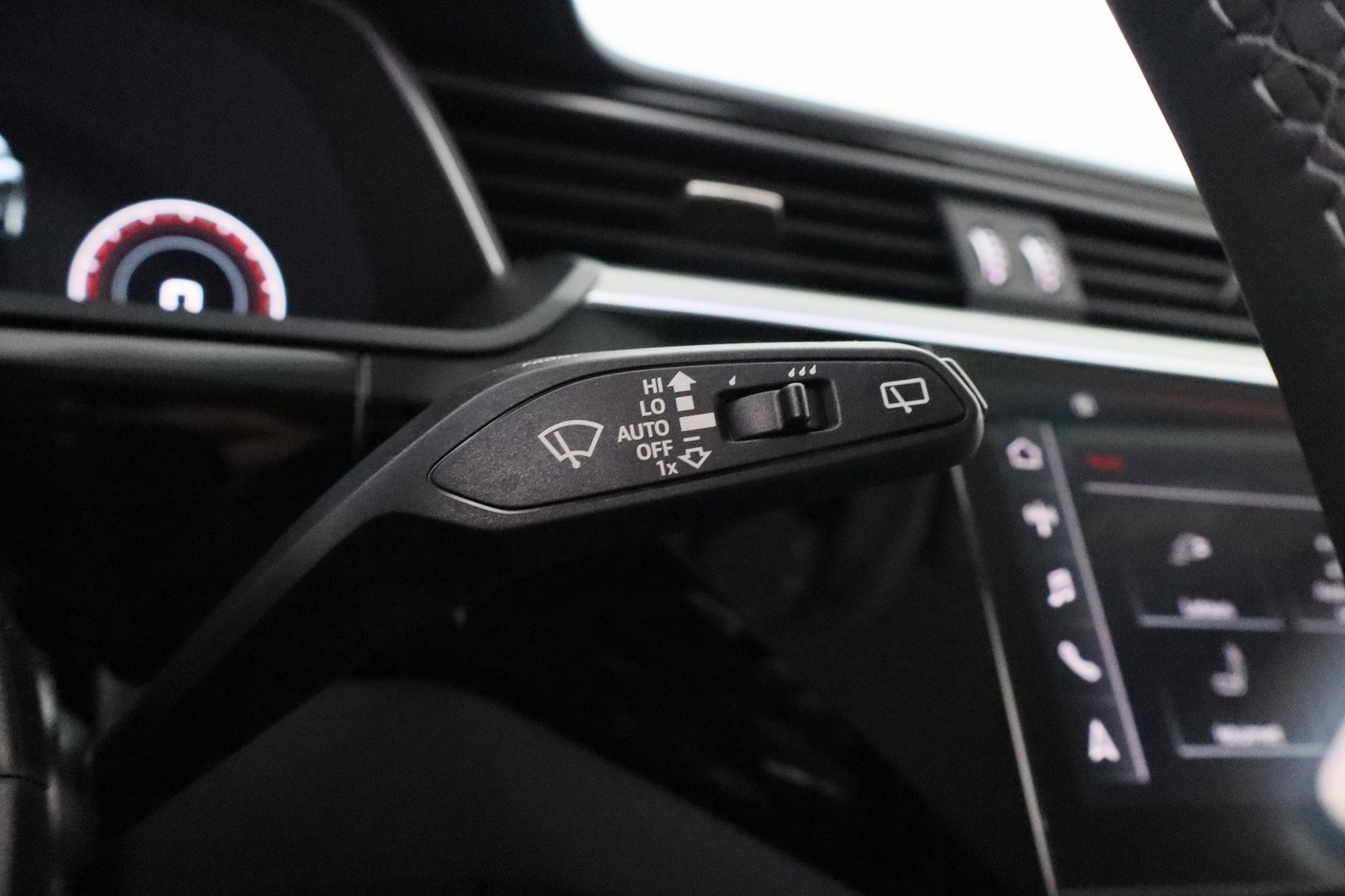 Audi Q8 e-tron vaihtoauto