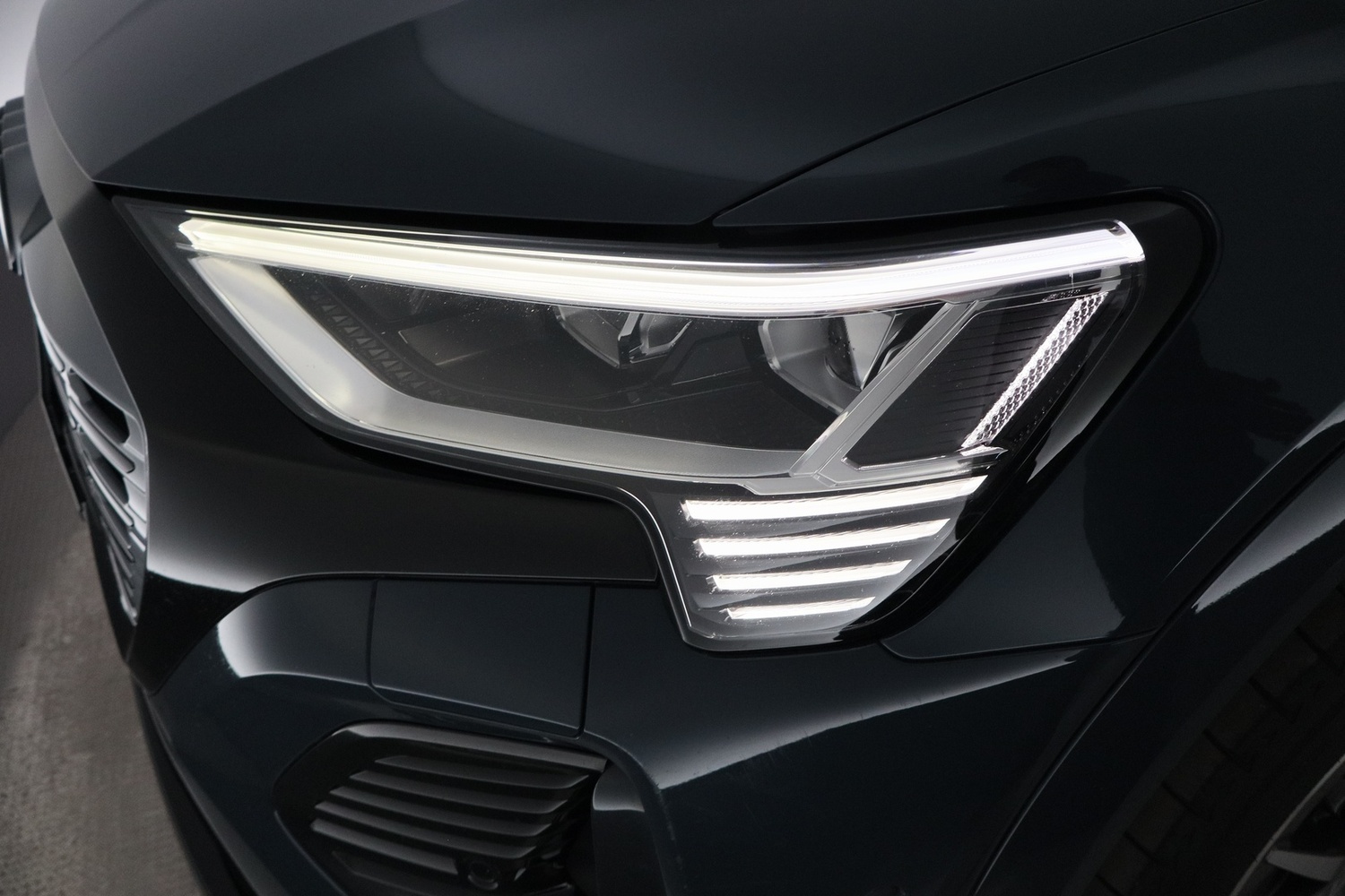 Audi Q8 e-tron vaihtoauto