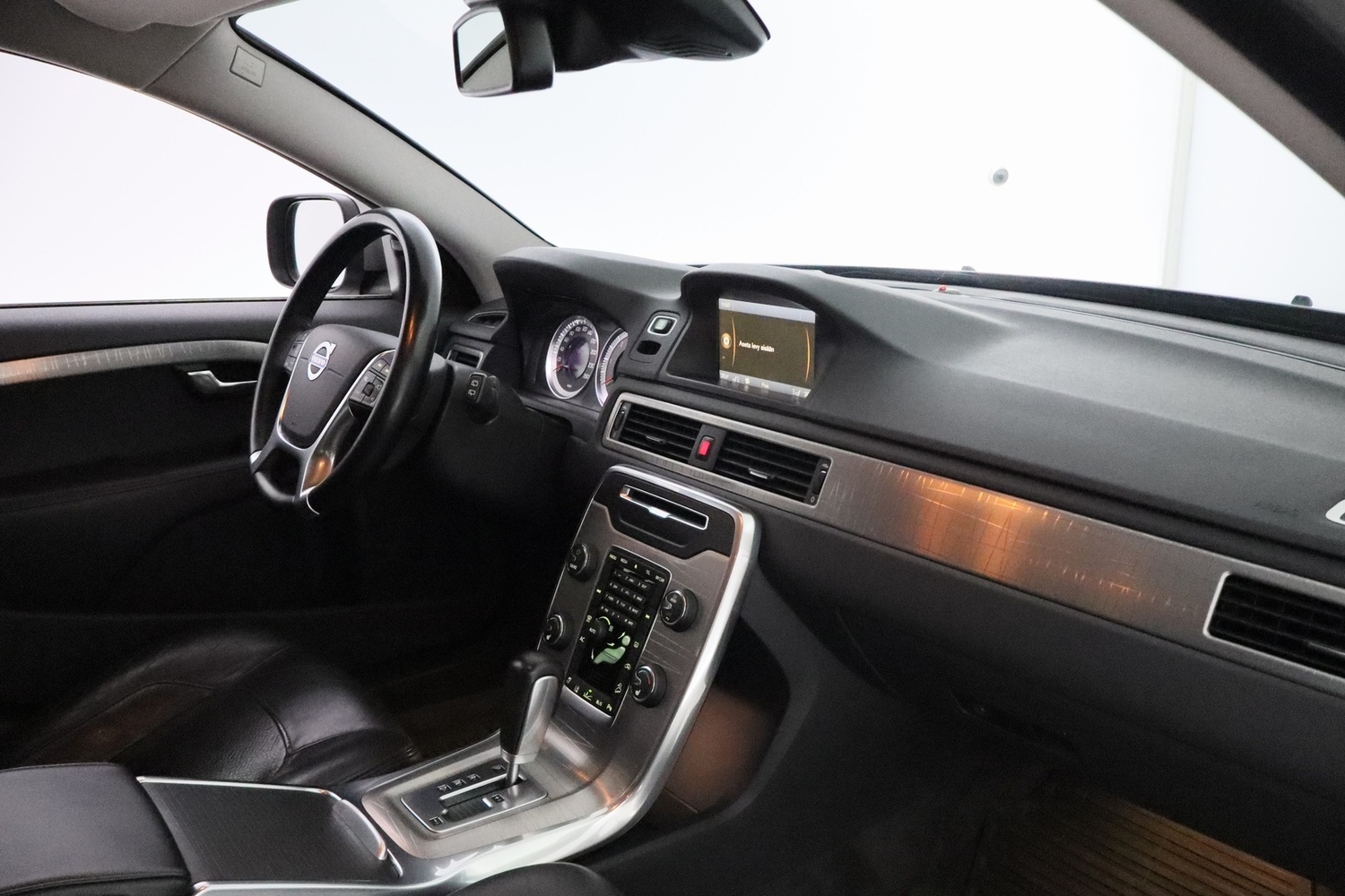 Volvo XC70 vaihtoauto