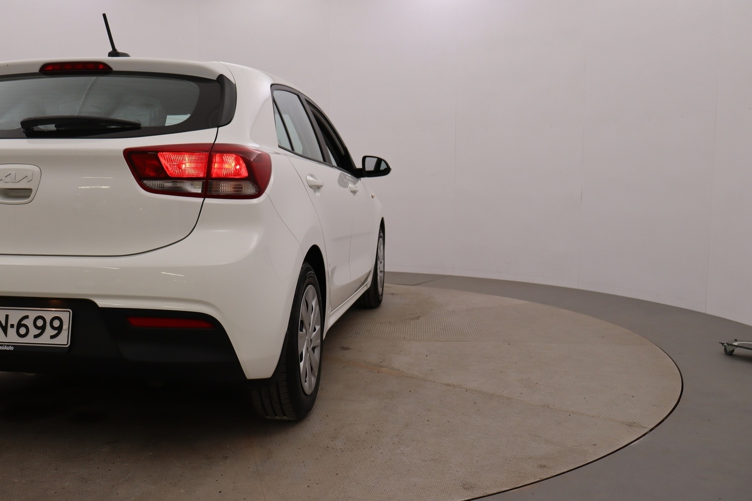 Kia Rio vaihtoauto