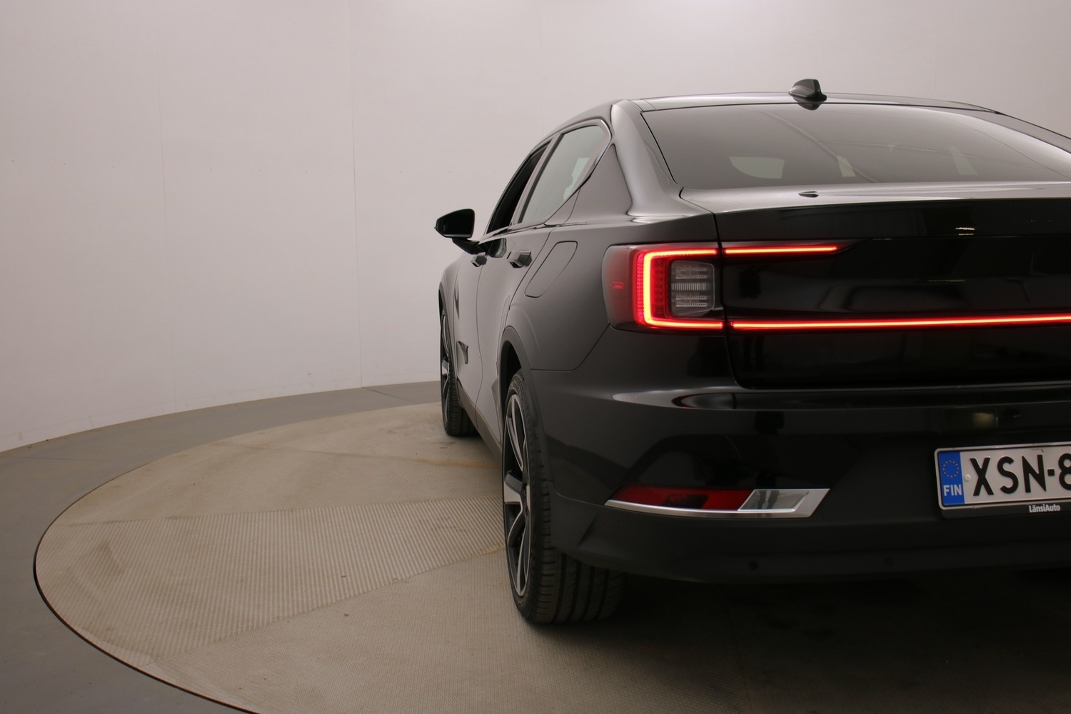 Polestar 2 vaihtoauto