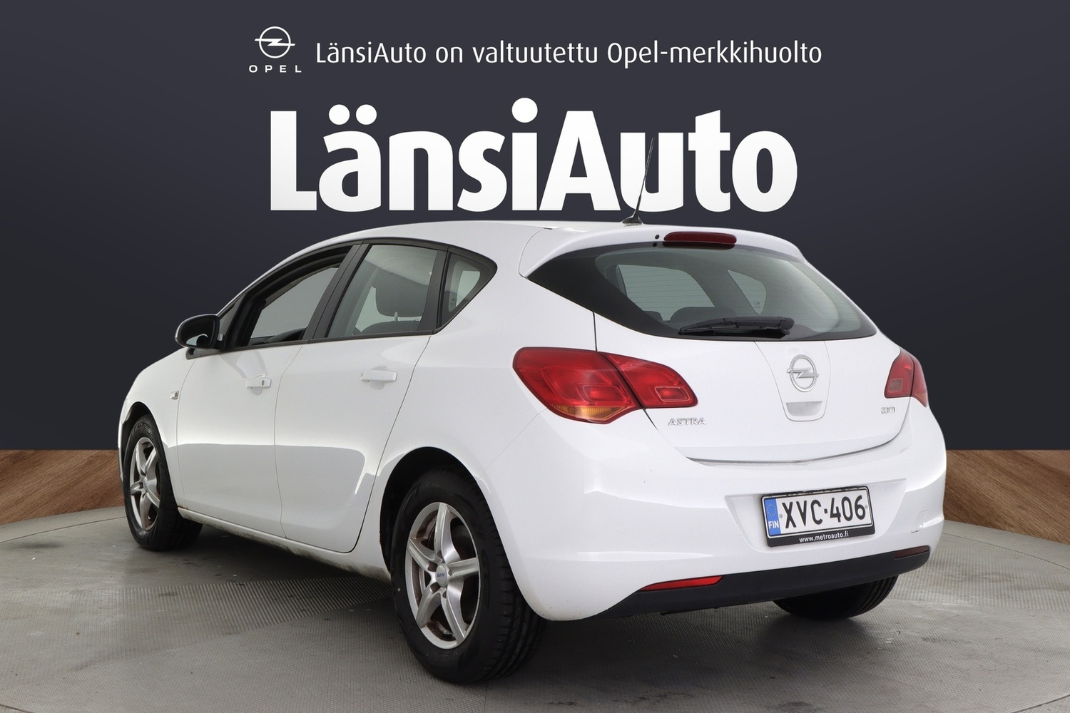 Opel Astra vaihtoauto