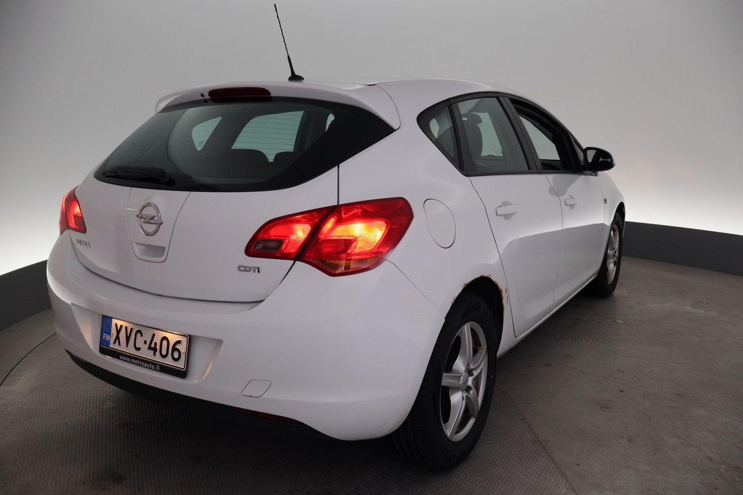 Opel Astra vaihtoauto