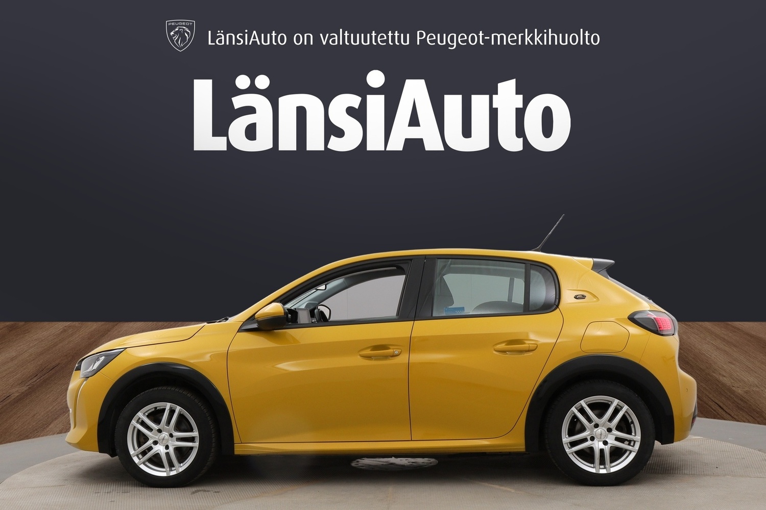 Peugeot e-208 vaihtoauto