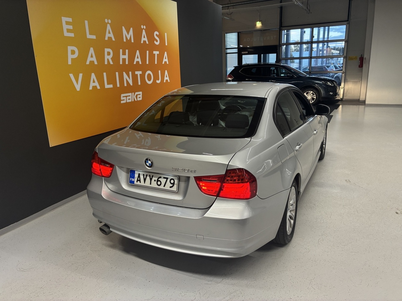 BMW 320 vaihtoauto