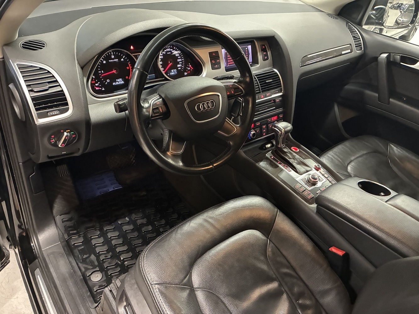 Audi Q7 vaihtoauto
