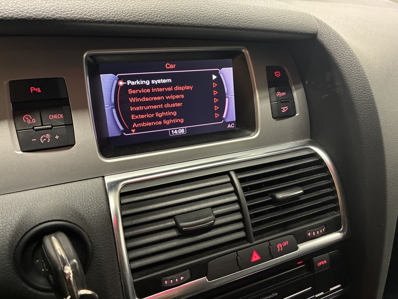 Audi Q7 vaihtoauto