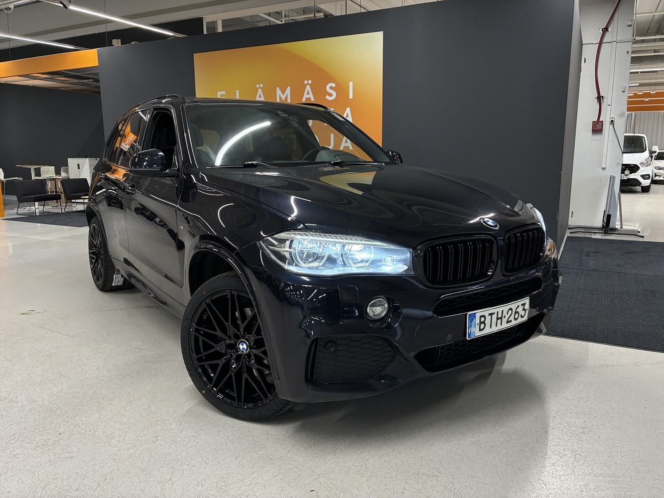 BMW X5 vaihtoauto