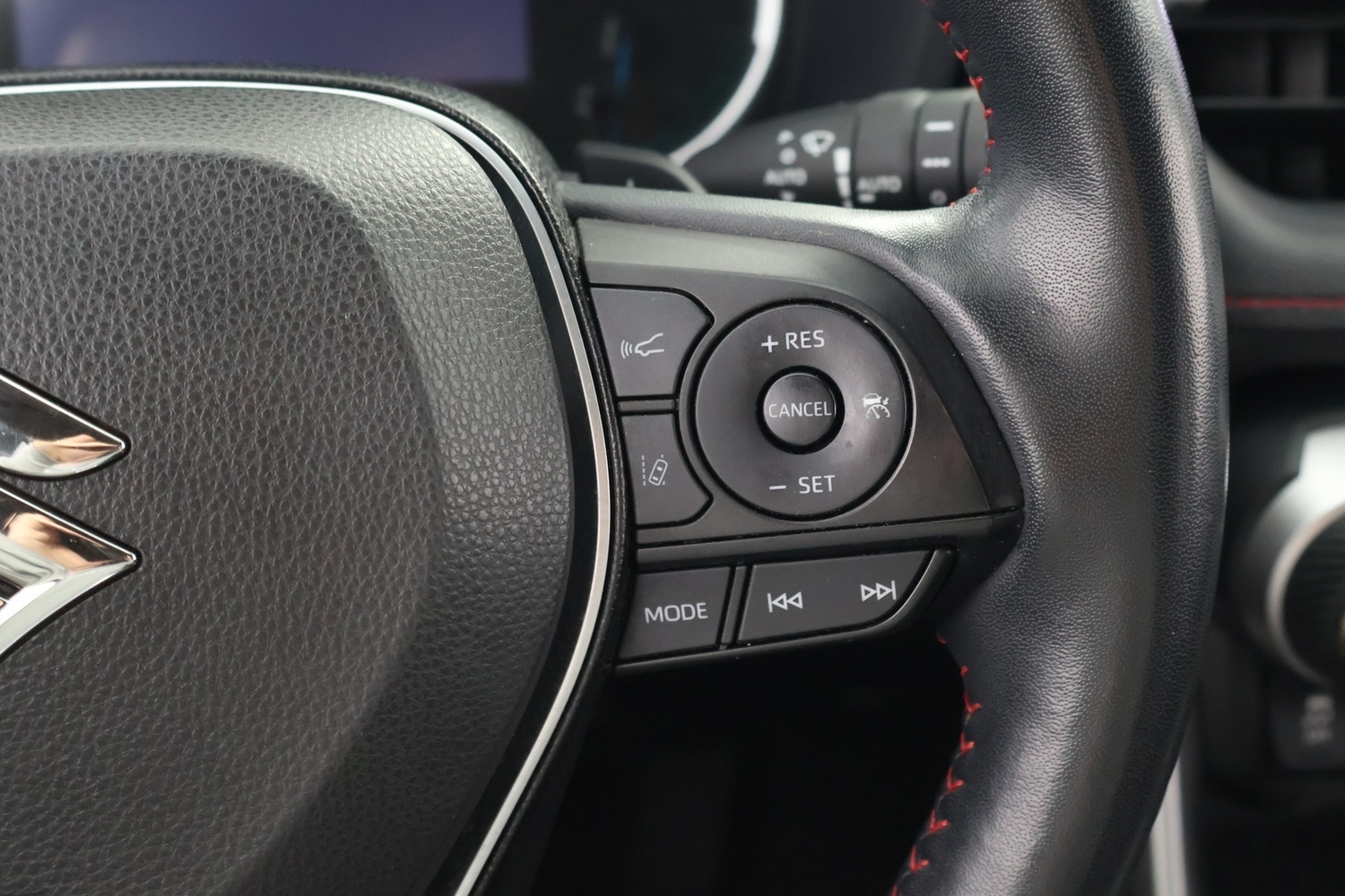 Suzuki Across vaihtoauto