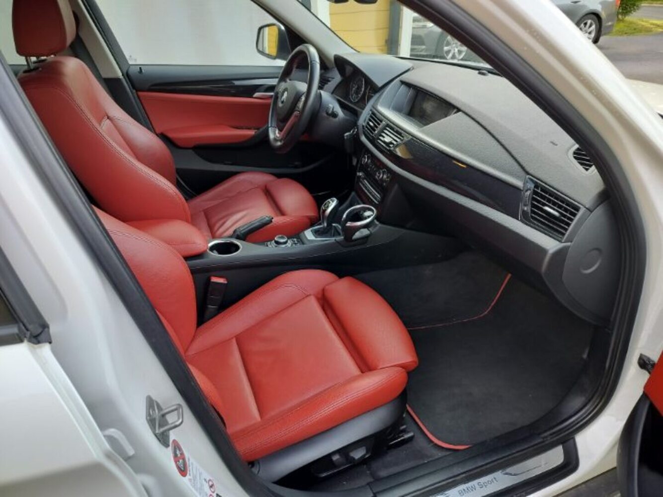BMW X1 vaihtoauto