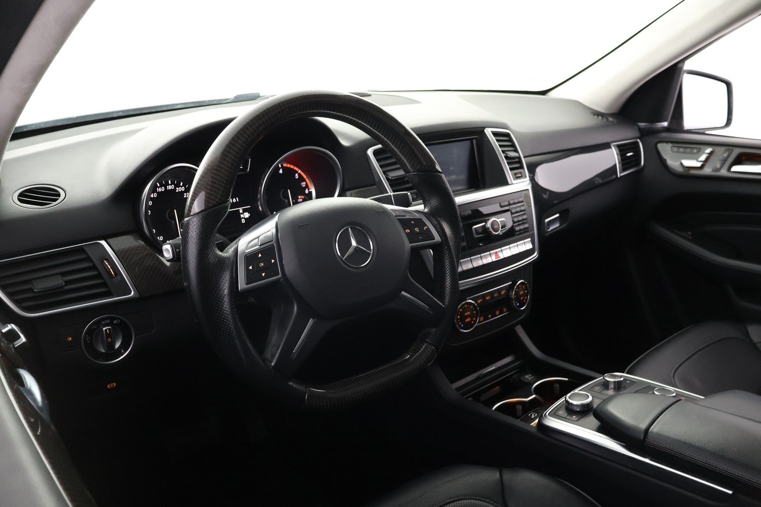 Mercedes-Benz ML vaihtoauto