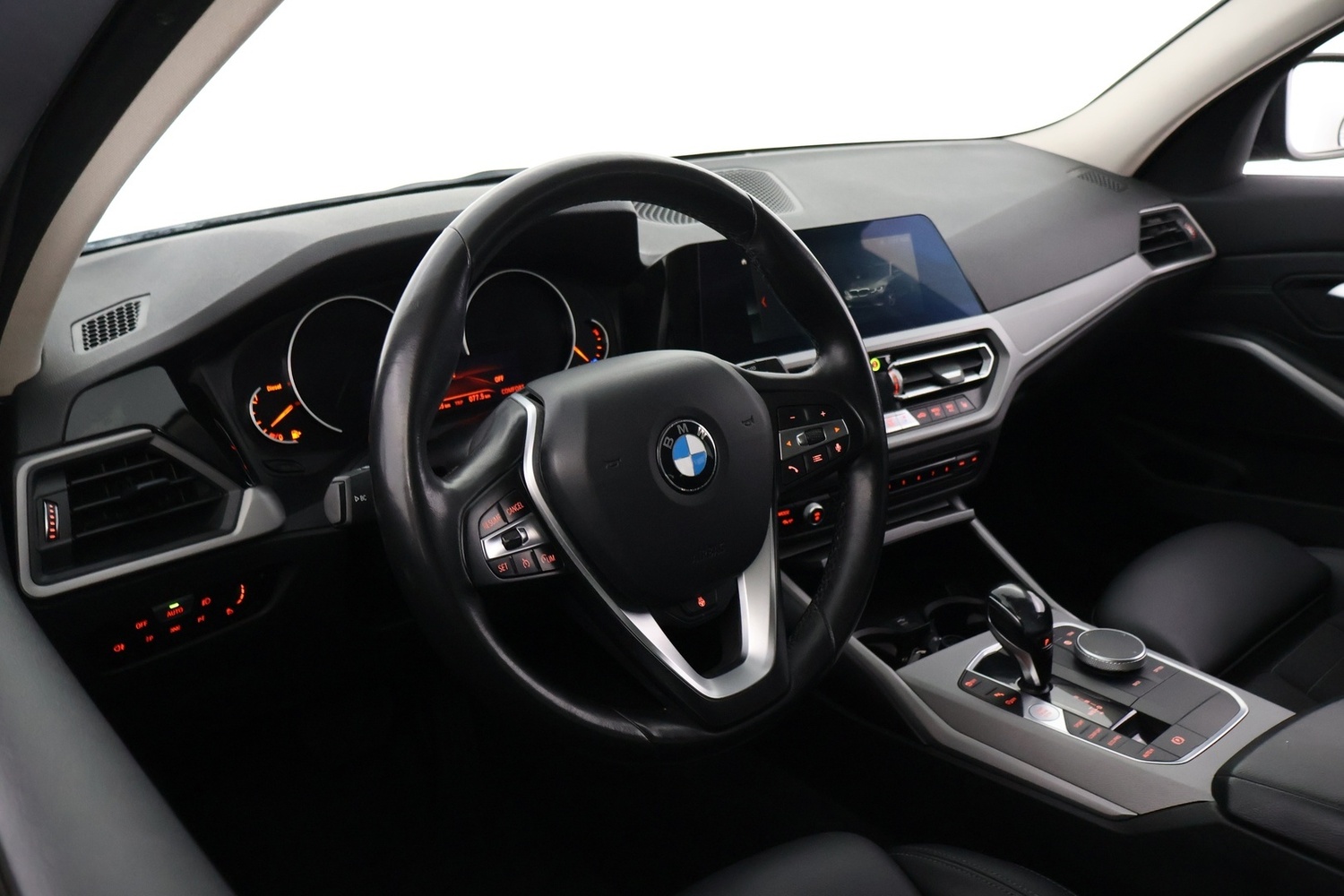 BMW 320 vaihtoauto