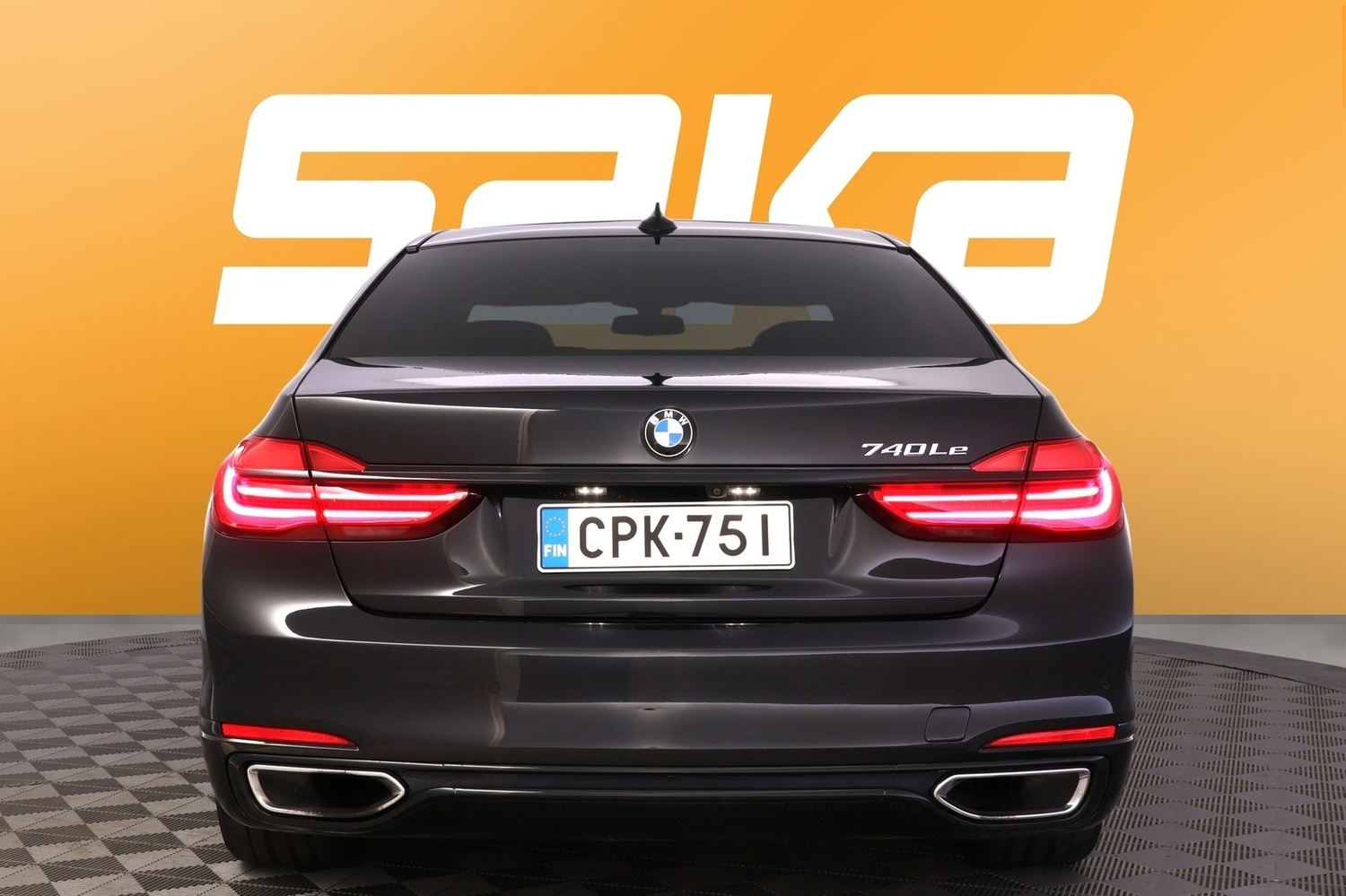 BMW 740 vaihtoauto
