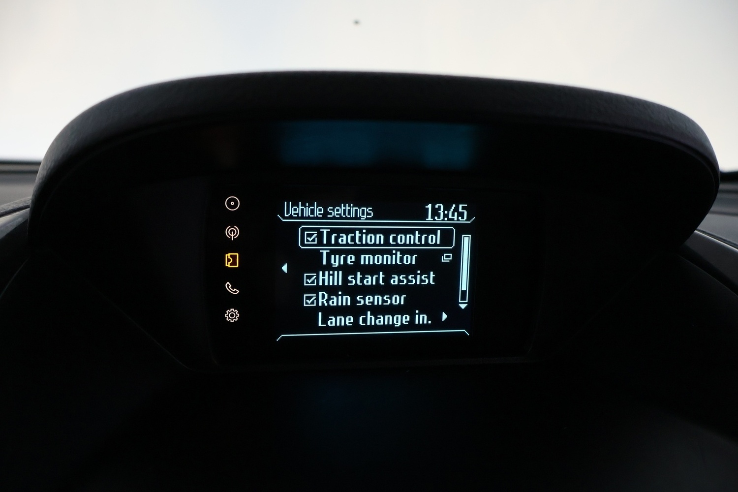Ford Tourneo Courier vaihtoauto