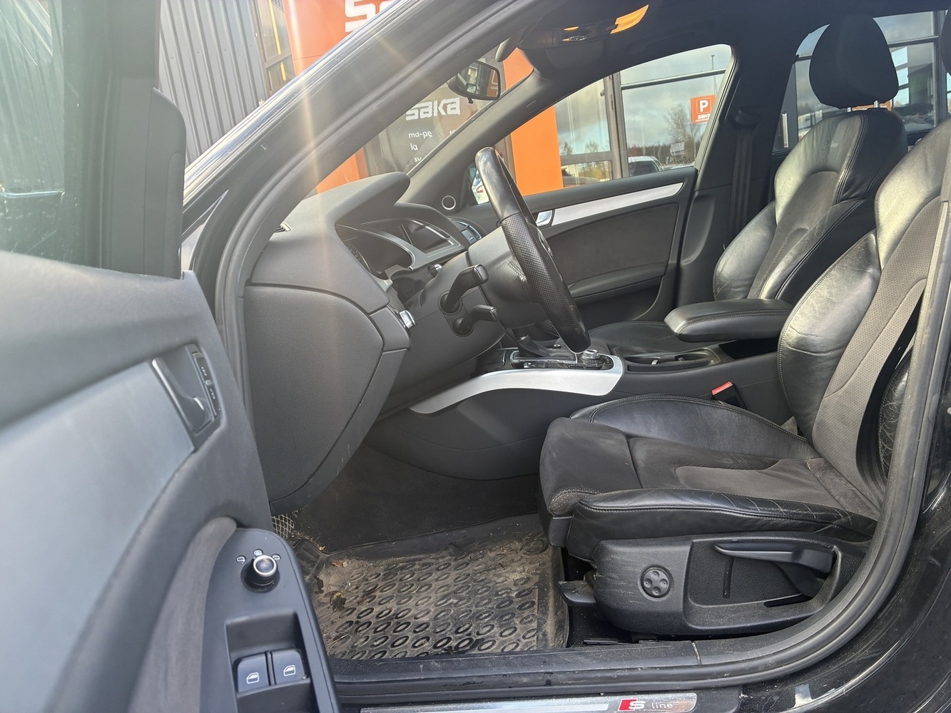 Audi A4 vaihtoauto
