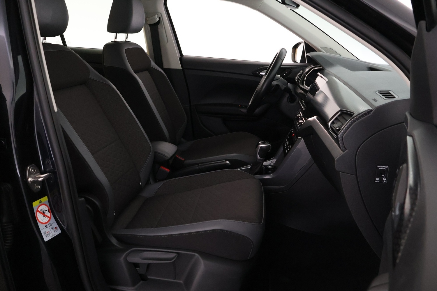 Volkswagen T-Cross vaihtoauto