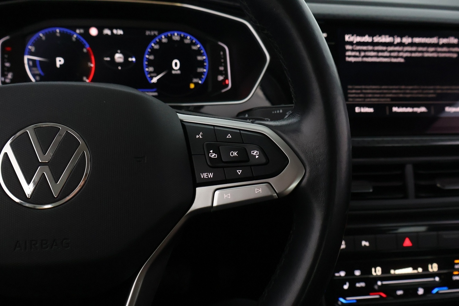 Volkswagen T-Cross vaihtoauto