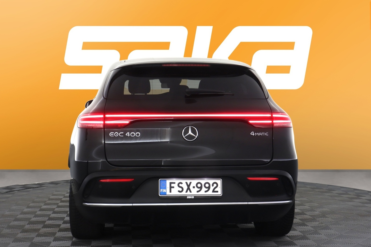 Mercedes-Benz EQC vaihtoauto