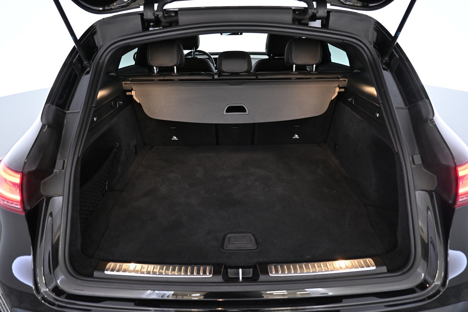 Mercedes-Benz EQC vaihtoauto