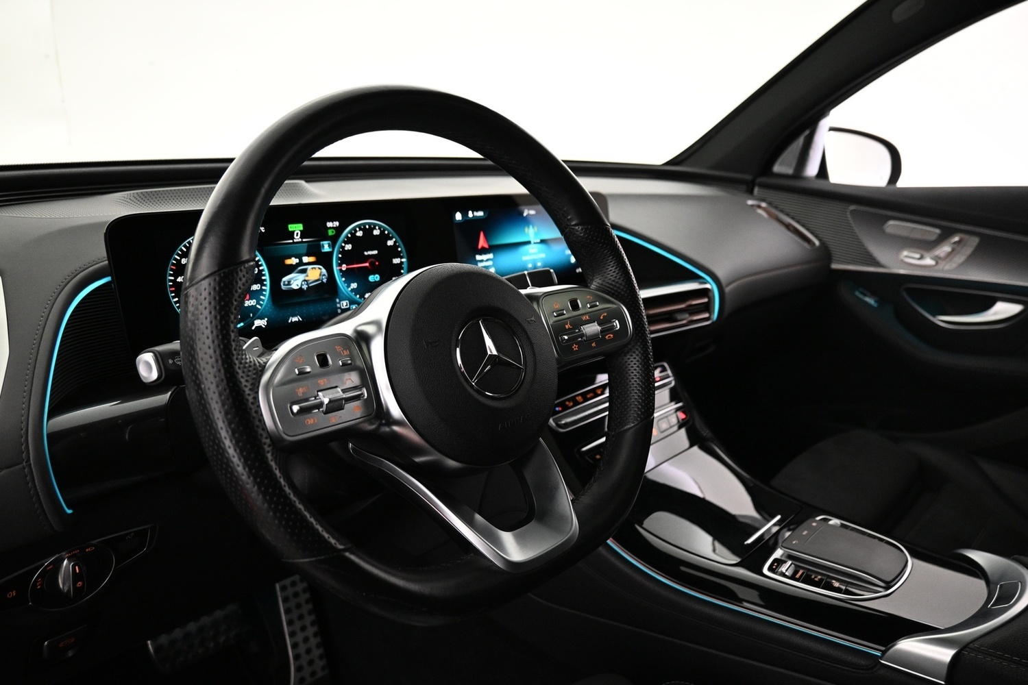Mercedes-Benz EQC vaihtoauto