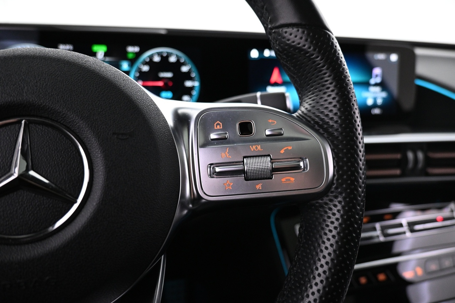 Mercedes-Benz EQC vaihtoauto