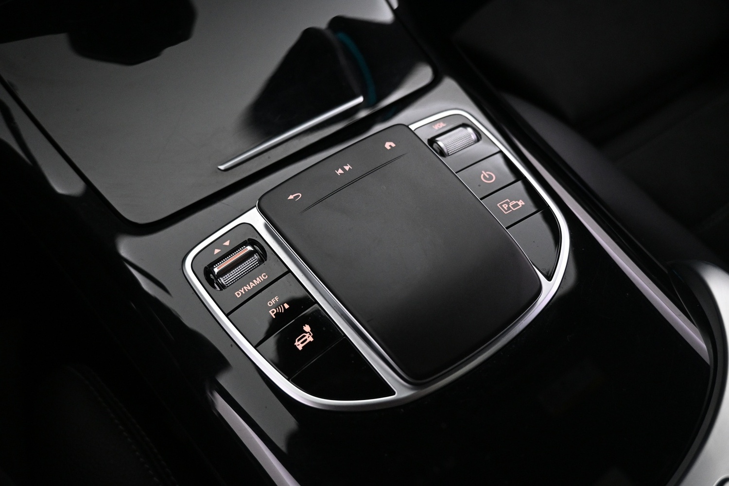 Mercedes-Benz EQC vaihtoauto