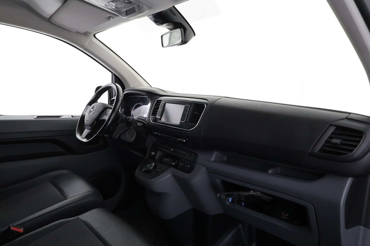 Opel Vivaro vaihtoauto