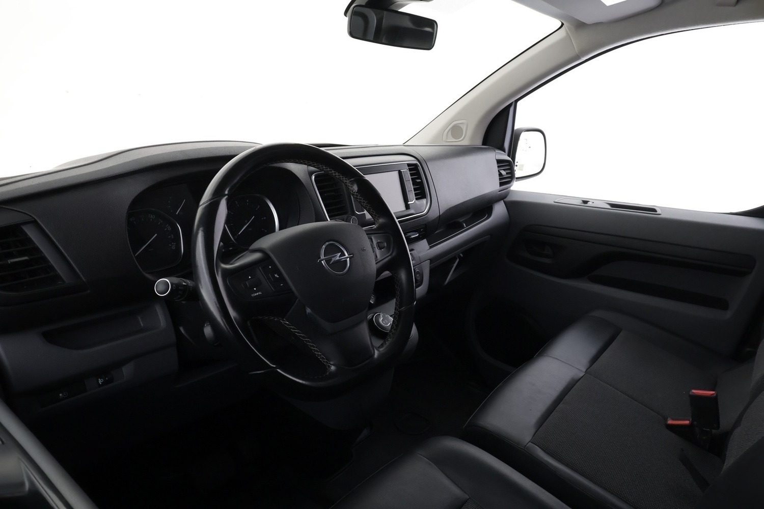 Opel Vivaro vaihtoauto
