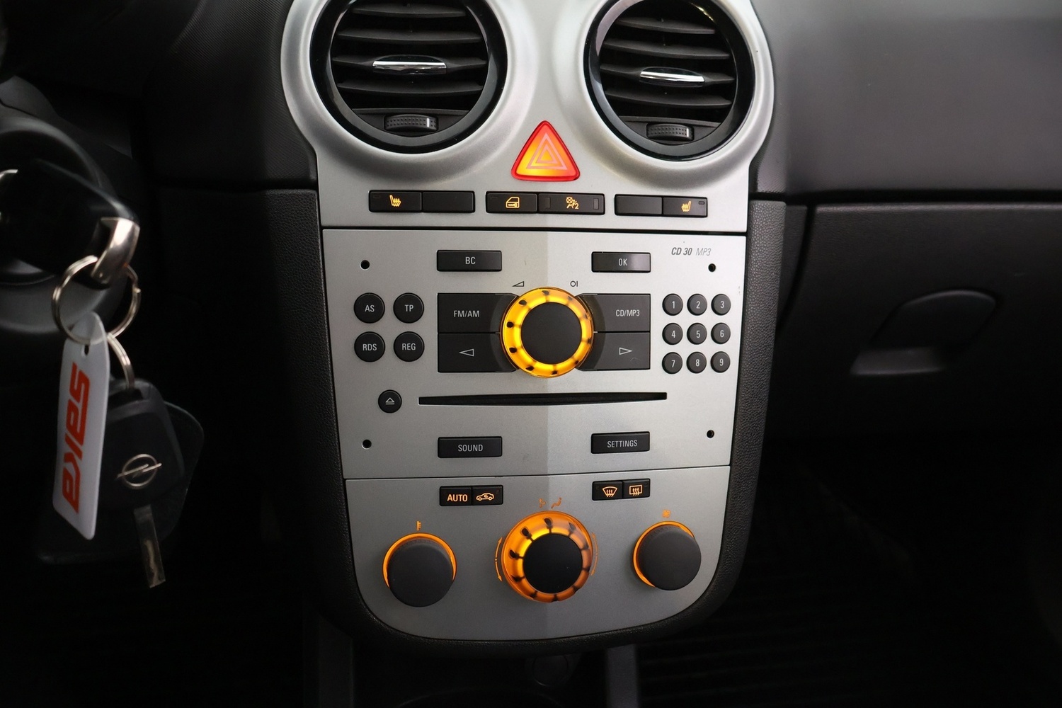 Opel Corsa vaihtoauto