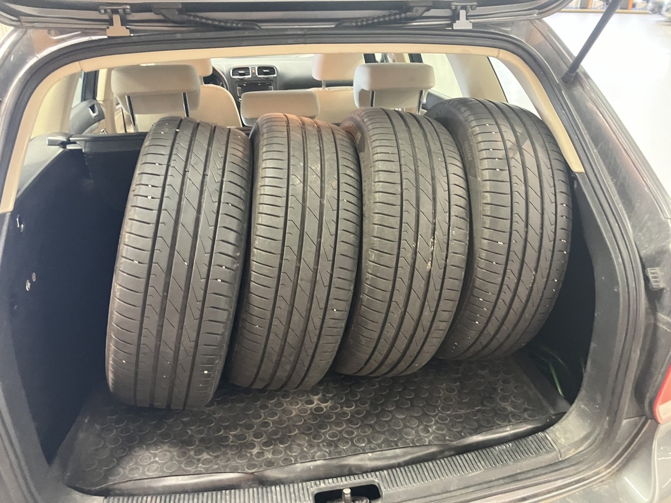 Volkswagen Golf vaihtoauto