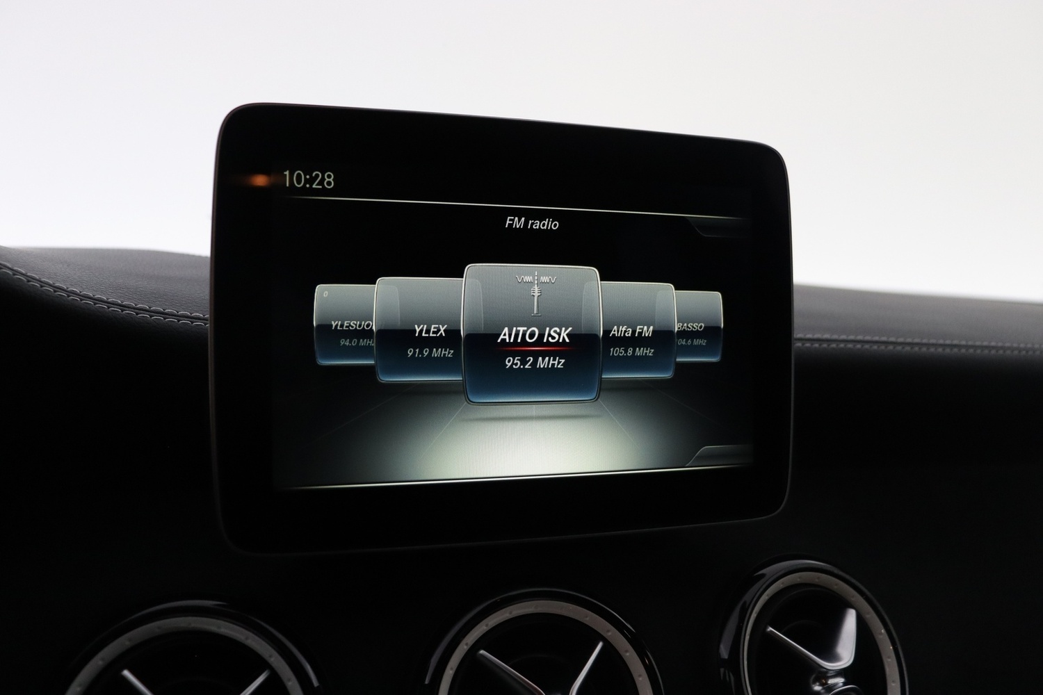 Mercedes-Benz CLA-sarja vaihtoauto